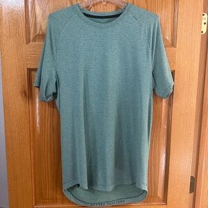 Lululemon Drysense Short Sleeve Shirt, Heather Turquoise, Great Condition, Large